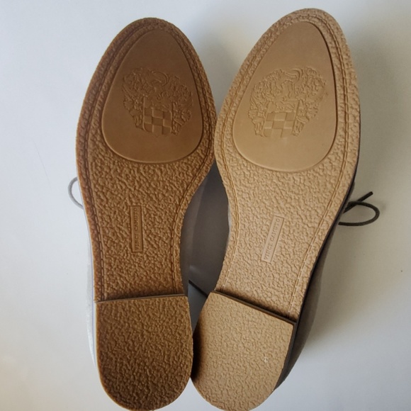 πHost PickπTwo by Vince Camuto Grey Suede Udessa - Picture 5 of 8